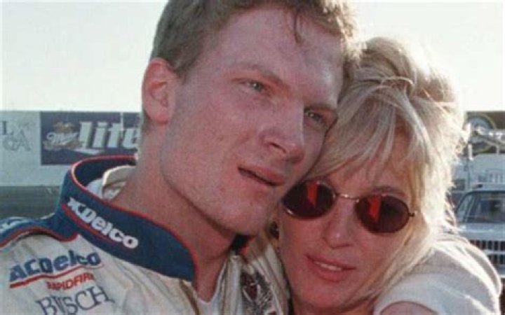 Brenda Lorraine Gee: What Happened To Dale Earnhardt's Ex-wife?