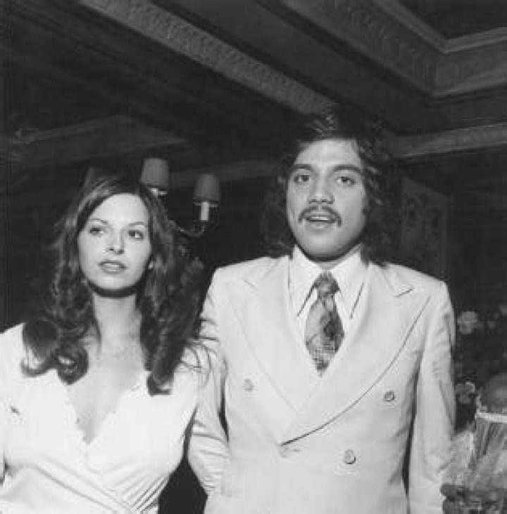 Find The Untold Story of Prinze's Life, Marriages, Net Worth, Family and More!
