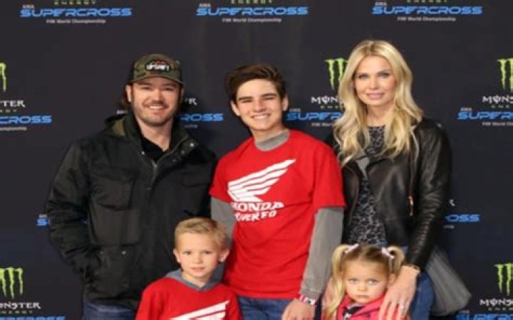 Get To Know Michael Charles Gosselaar
