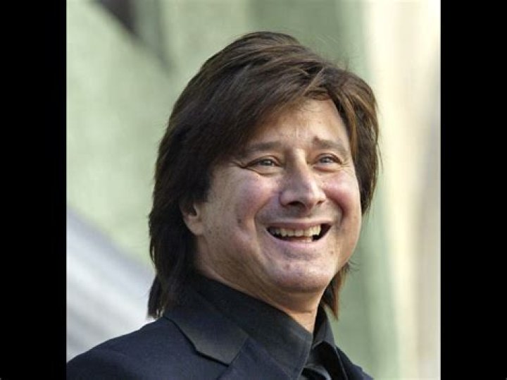 How Much is the Former Journey Singer Worth? |