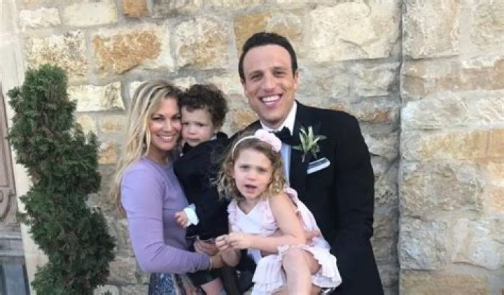 Meet Eliahu Jordan Schultz's Parent, Children, Job, Net Worth