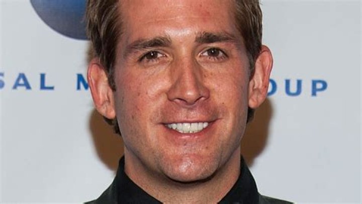 Uncover The Secrets Of Eric Szmanda's Enduring Marriage